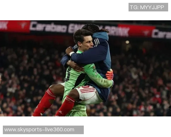 阿森纳友谊赛小胜那不勒斯点球大战精彩瞬间引发全场热烈反响